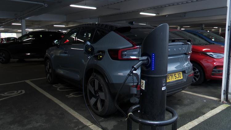 VOLVO C40 ESTATE 170kW Recharge Core 69kWh 5dr Auto